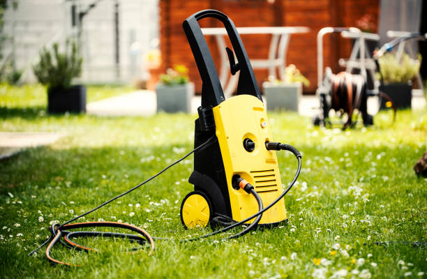 Best Pool Deck Cleaning  in Sabetha, KS